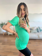 Polera maternal MOM verde