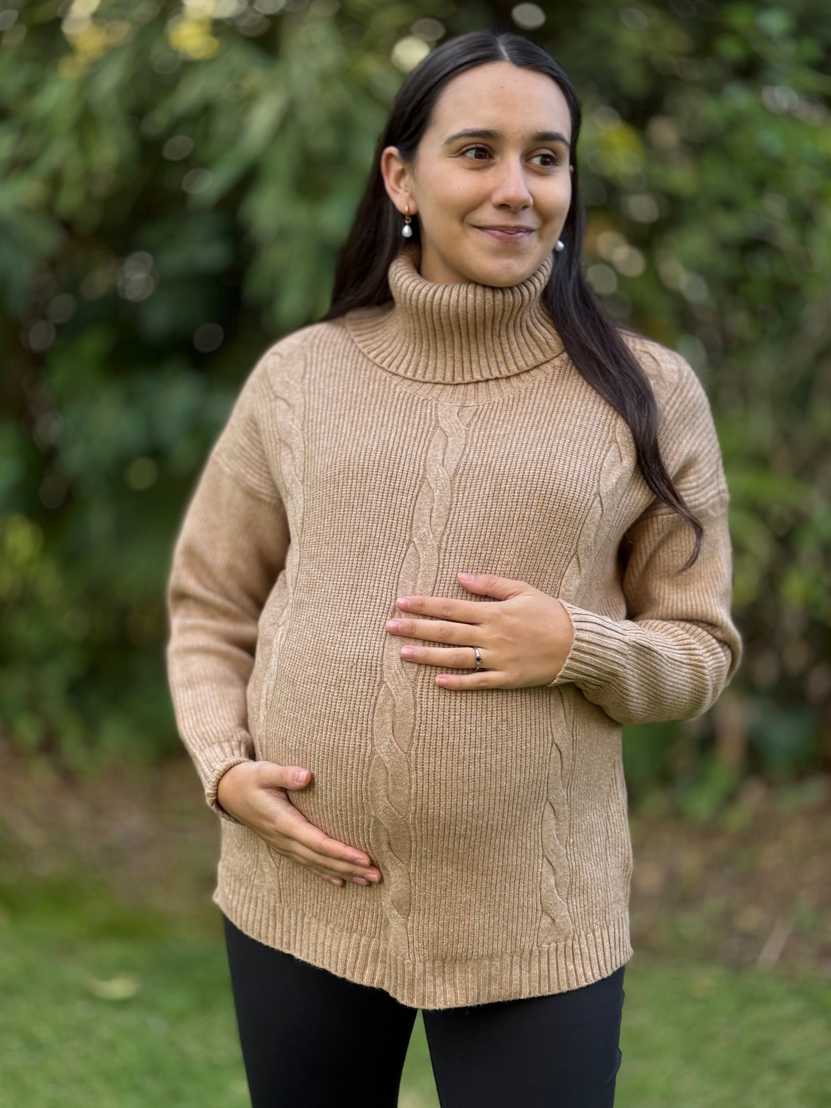Sweater maternal Aspen Camel Imagen principal del producto