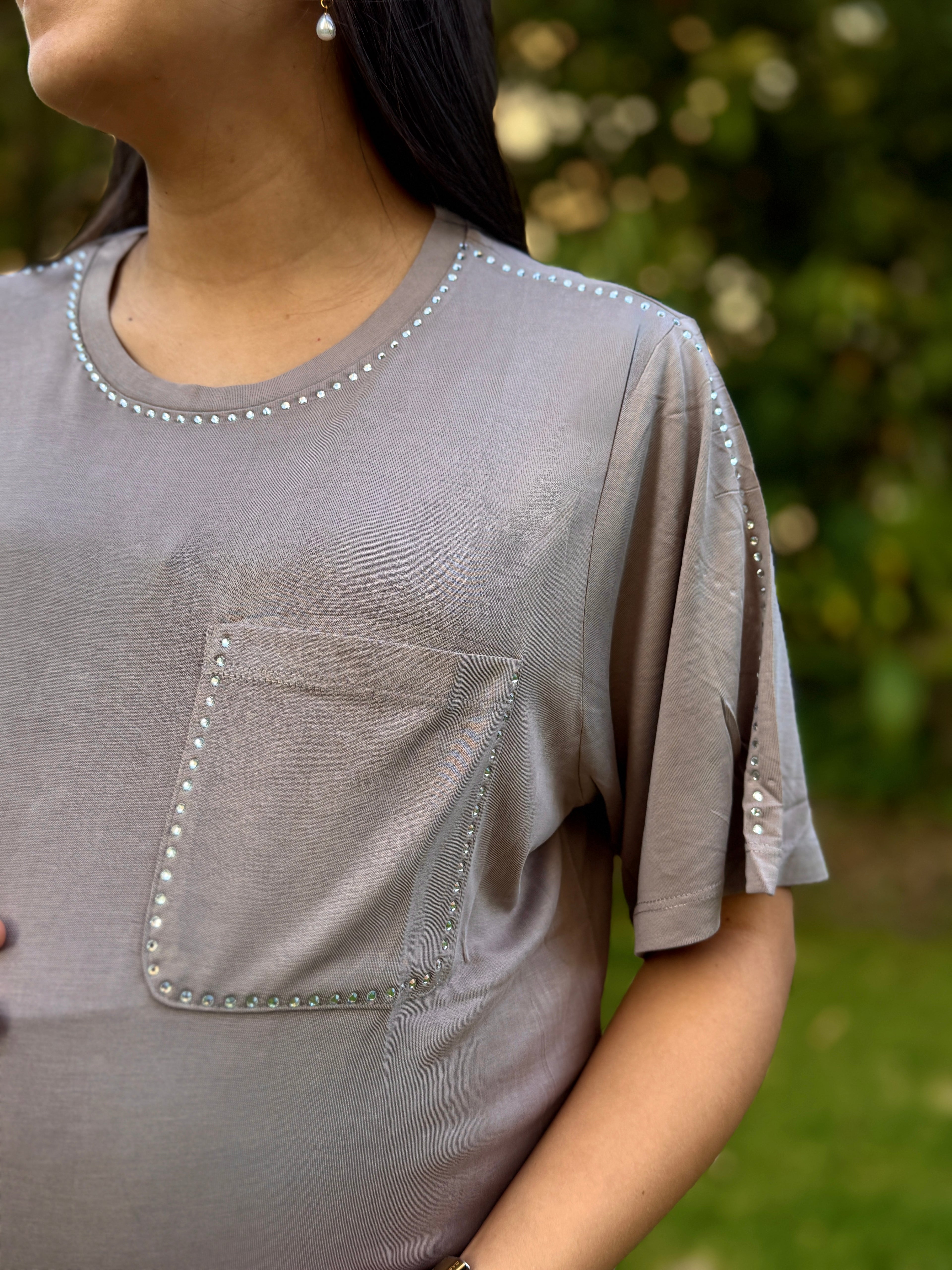 Polera maternal Zúrich con strass, arena