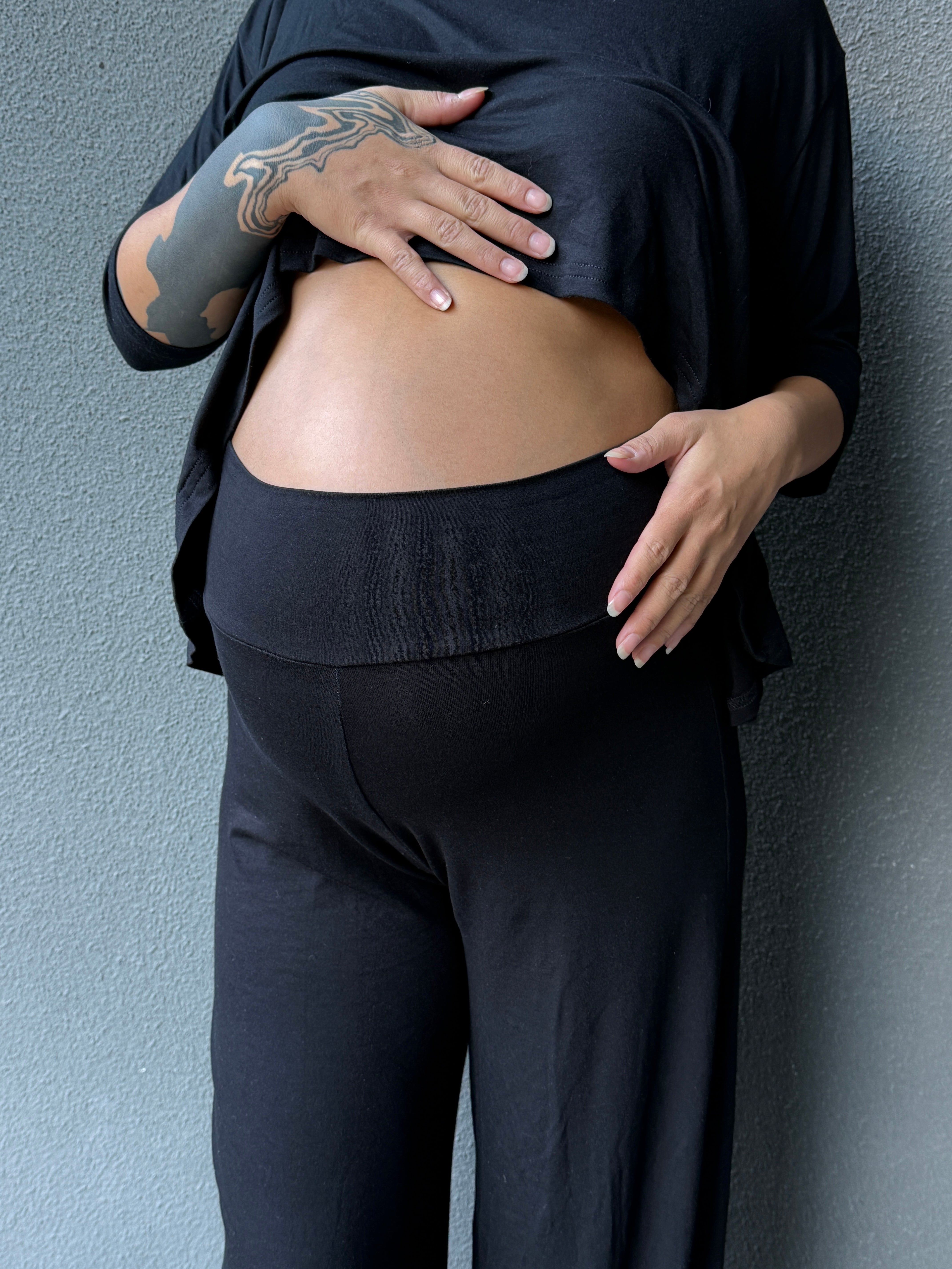 Palazzo embarazo y postparto Moscú negro Imagen secundaria del producto