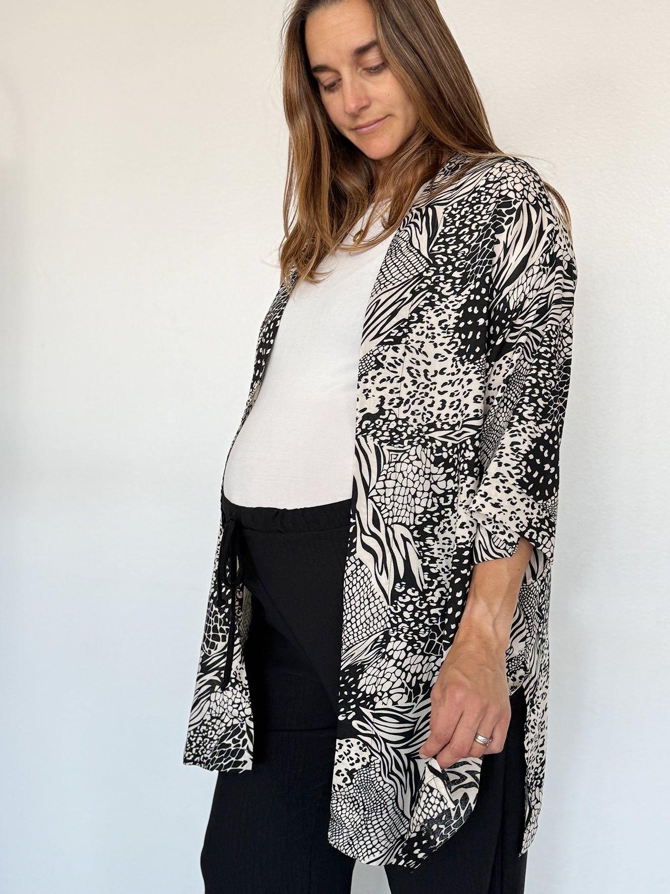 Kimono Fiyi animal print - Trenda  Imagen principal del producto