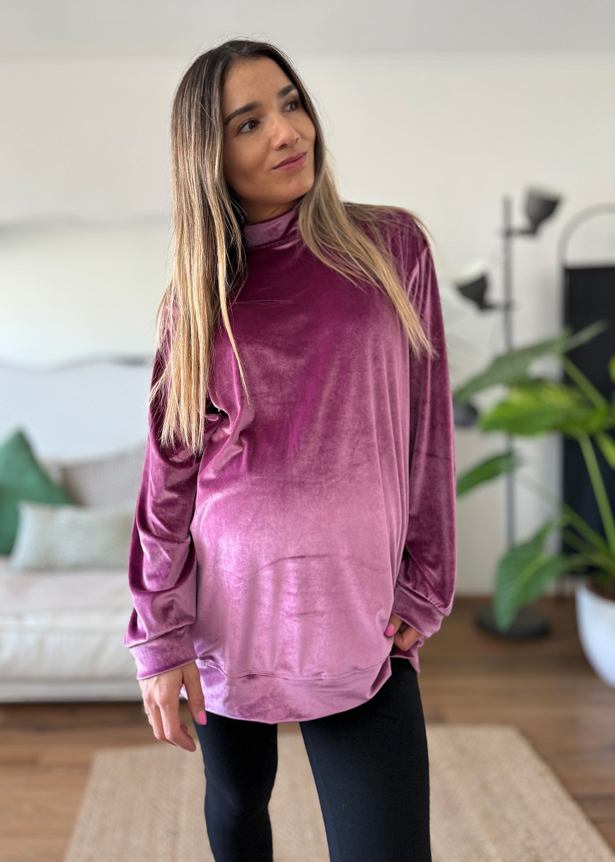 Poleron oversize London terciopelo magenta - Trenda 