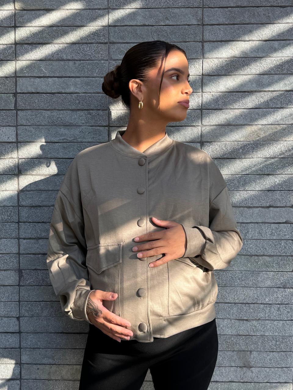 Poleron maternal y lactancia Valencia, verde militar