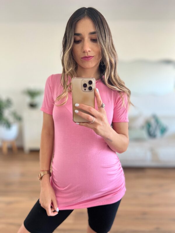 Polera maternal MOM rosada